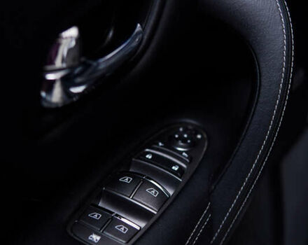 Черный Инфинити QX80, объемом двигателя 5.55 л и пробегом 15 тыс. км за 45000 $, фото 28 на Automoto.ua