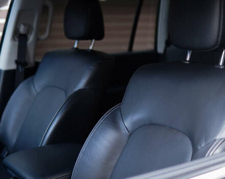 Черный Инфинити QX80, объемом двигателя 5.55 л и пробегом 15 тыс. км за 45000 $, фото 21 на Automoto.ua