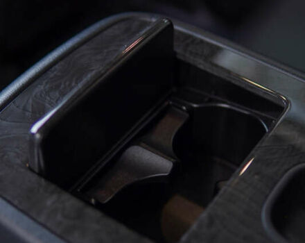 Черный Инфинити QX80, объемом двигателя 5.55 л и пробегом 15 тыс. км за 45000 $, фото 55 на Automoto.ua