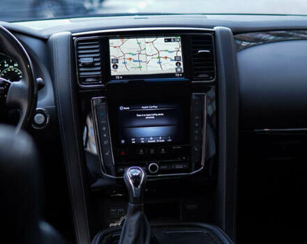 Черный Инфинити QX80, объемом двигателя 5.55 л и пробегом 15 тыс. км за 45000 $, фото 38 на Automoto.ua