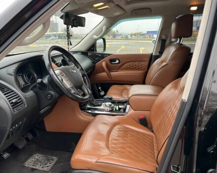 Чорний Інфініті QX80, об'ємом двигуна 5.6 л та пробігом 95 тис. км за 43000 $, фото 3 на Automoto.ua