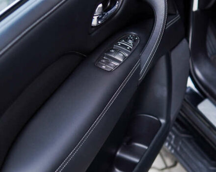 Черный Инфинити QX80, объемом двигателя 5.55 л и пробегом 15 тыс. км за 45000 $, фото 27 на Automoto.ua