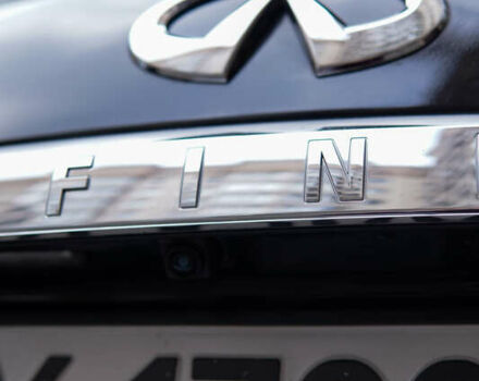 Черный Инфинити QX80, объемом двигателя 5.55 л и пробегом 15 тыс. км за 45000 $, фото 53 на Automoto.ua