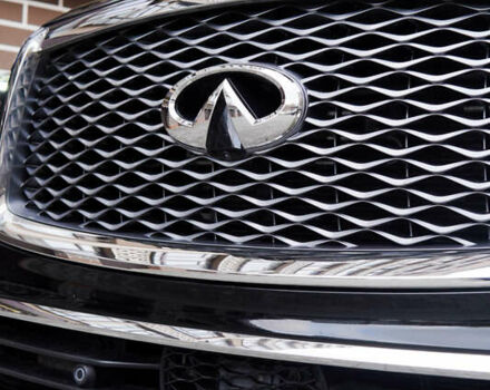 Черный Инфинити QX80, объемом двигателя 5.55 л и пробегом 15 тыс. км за 45000 $, фото 8 на Automoto.ua