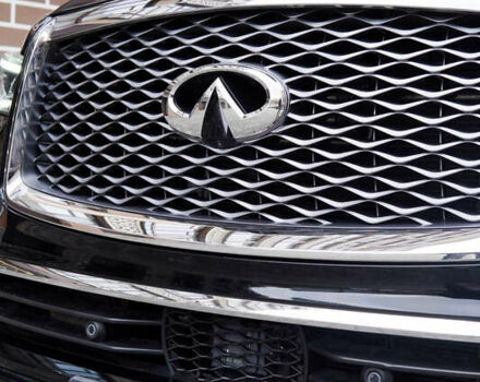 Черный Инфинити QX80, объемом двигателя 5.55 л и пробегом 15 тыс. км за 45000 $, фото 6 на Automoto.ua