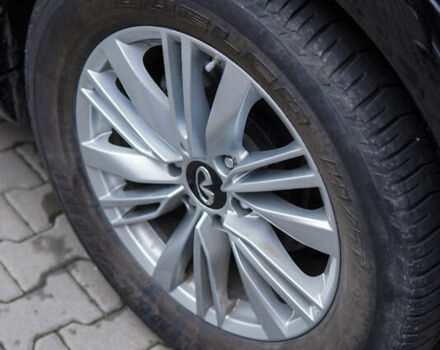 Черный Инфинити QX80, объемом двигателя 5.55 л и пробегом 15 тыс. км за 45000 $, фото 67 на Automoto.ua