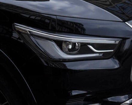 Черный Инфинити QX80, объемом двигателя 5.55 л и пробегом 15 тыс. км за 45000 $, фото 60 на Automoto.ua