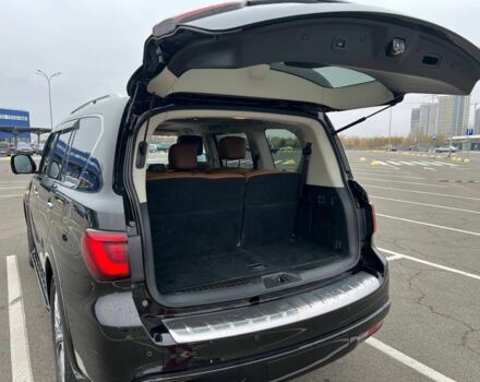 Чорний Інфініті QX80, об'ємом двигуна 5.6 л та пробігом 95 тис. км за 43000 $, фото 2 на Automoto.ua