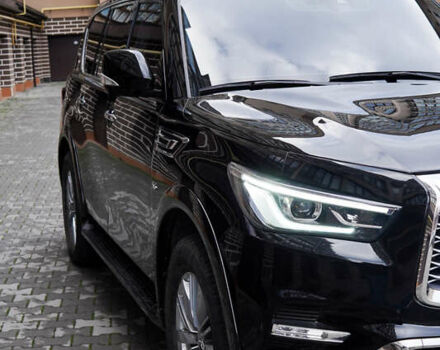 Черный Инфинити QX80, объемом двигателя 5.55 л и пробегом 15 тыс. км за 45000 $, фото 5 на Automoto.ua