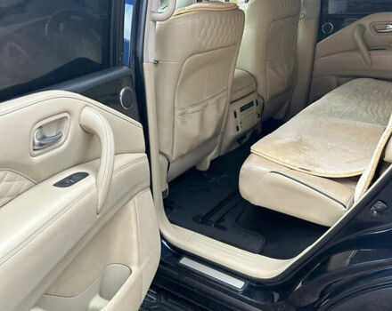 Черный Инфинити QX80, объемом двигателя 5.6 л и пробегом 55 тыс. км за 50000 $, фото 6 на Automoto.ua