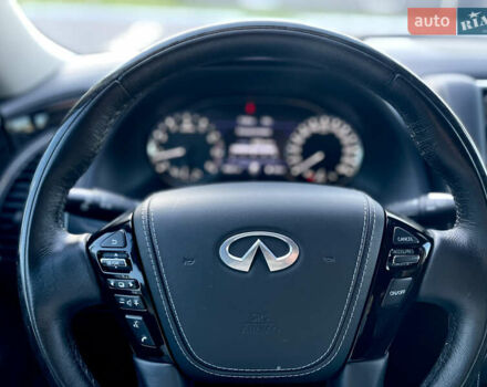 Черный Инфинити QX80, объемом двигателя 5.55 л и пробегом 80 тыс. км за 46500 $, фото 29 на Automoto.ua