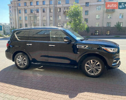 Черный Инфинити QX80, объемом двигателя 5.6 л и пробегом 55 тыс. км за 50000 $, фото 2 на Automoto.ua