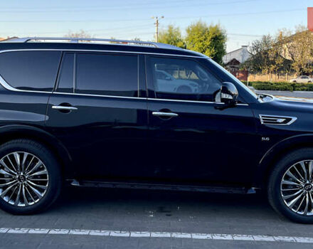 Черный Инфинити QX80, объемом двигателя 5.55 л и пробегом 80 тыс. км за 46500 $, фото 5 на Automoto.ua