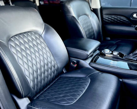 Черный Инфинити QX80, объемом двигателя 5.55 л и пробегом 80 тыс. км за 46500 $, фото 18 на Automoto.ua