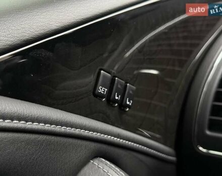 Чорний Інфініті QX80, об'ємом двигуна 5.55 л та пробігом 24 тис. км за 61990 $, фото 21 на Automoto.ua