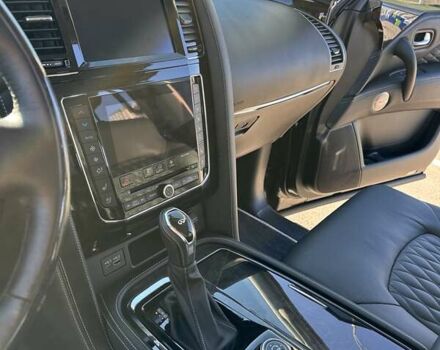 Черный Инфинити QX80, объемом двигателя 5.55 л и пробегом 29 тыс. км за 59900 $, фото 16 на Automoto.ua