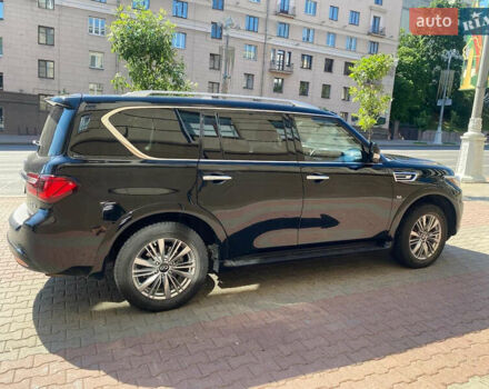 Черный Инфинити QX80, объемом двигателя 5.6 л и пробегом 55 тыс. км за 50000 $, фото 1 на Automoto.ua