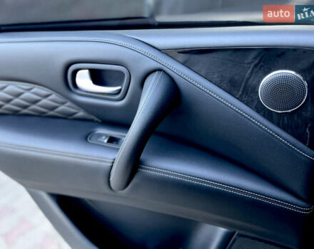 Черный Инфинити QX80, объемом двигателя 5.55 л и пробегом 80 тыс. км за 46500 $, фото 39 на Automoto.ua