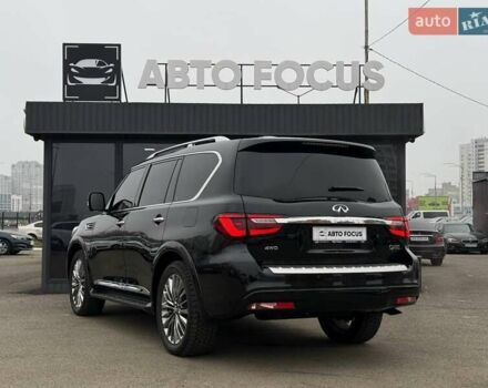 Чорний Інфініті QX80, об'ємом двигуна 5.55 л та пробігом 24 тис. км за 61990 $, фото 4 на Automoto.ua