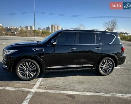 Черный Инфинити QX80, объемом двигателя 5.55 л и пробегом 29 тыс. км за 59900 $, фото 1 на Automoto.ua