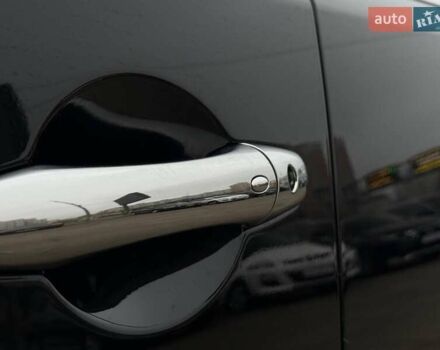 Чорний Інфініті QX80, об'ємом двигуна 5.55 л та пробігом 24 тис. км за 61990 $, фото 19 на Automoto.ua