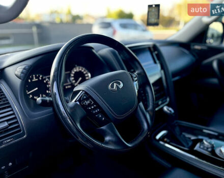 Черный Инфинити QX80, объемом двигателя 5.55 л и пробегом 80 тыс. км за 46500 $, фото 25 на Automoto.ua