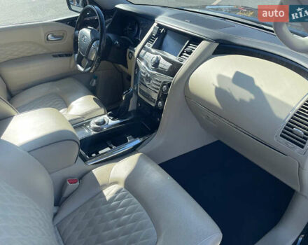 Черный Инфинити QX80, объемом двигателя 5.6 л и пробегом 55 тыс. км за 50000 $, фото 9 на Automoto.ua