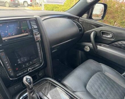 Черный Инфинити QX80, объемом двигателя 5.6 л и пробегом 31 тыс. км за 13400 $, фото 14 на Automoto.ua