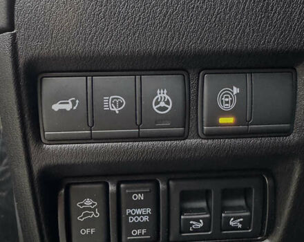 Черный Инфинити QX80, объемом двигателя 5.6 л и пробегом 65 тыс. км за 65900 $, фото 46 на Automoto.ua