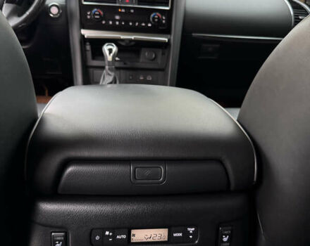 Черный Инфинити QX80, объемом двигателя 5.6 л и пробегом 65 тыс. км за 65900 $, фото 39 на Automoto.ua