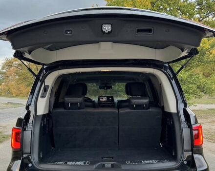 Черный Инфинити QX80, объемом двигателя 5.6 л и пробегом 65 тыс. км за 65900 $, фото 18 на Automoto.ua