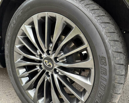 Черный Инфинити QX80, объемом двигателя 5.6 л и пробегом 65 тыс. км за 65900 $, фото 21 на Automoto.ua