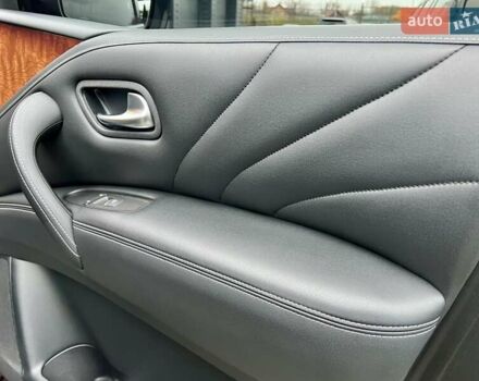 Коричневый Инфинити QX80, объемом двигателя 5.55 л и пробегом 159 тыс. км за 28900 $, фото 62 на Automoto.ua