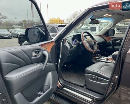 Коричневый Инфинити QX80, объемом двигателя 5.55 л и пробегом 159 тыс. км за 28900 $, фото 14 на Automoto.ua