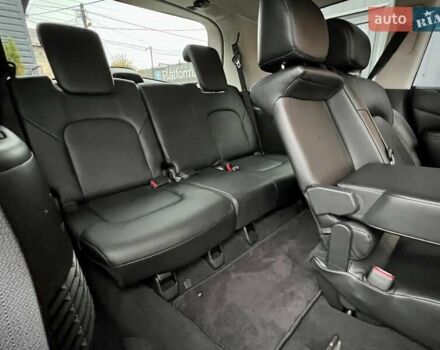 Коричневый Инфинити QX80, объемом двигателя 5.55 л и пробегом 159 тыс. км за 28900 $, фото 58 на Automoto.ua