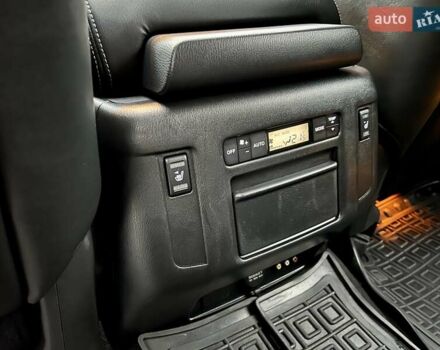 Коричневый Инфинити QX80, объемом двигателя 5.55 л и пробегом 159 тыс. км за 28900 $, фото 32 на Automoto.ua