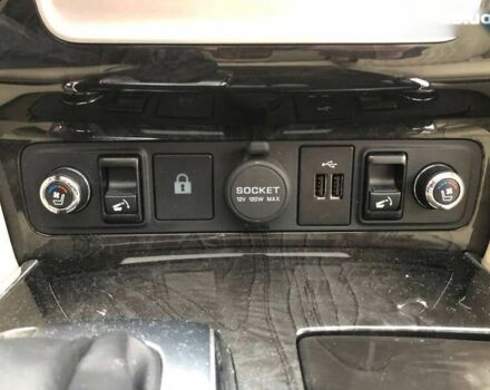 Инфинити QX80, объемом двигателя 5.6 л и пробегом 112 тыс. км за 40990 $, фото 26 на Automoto.ua