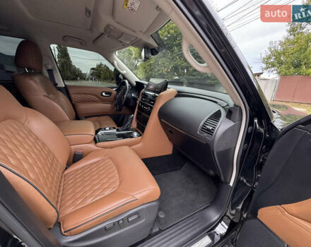 Інфініті QX80, об'ємом двигуна 5.6 л та пробігом 20 тис. км за 70000 $, фото 13 на Automoto.ua