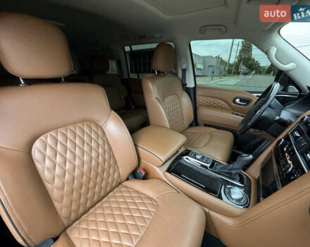 Інфініті QX80, об'ємом двигуна 5.6 л та пробігом 20 тис. км за 70000 $, фото 17 на Automoto.ua