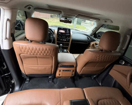 Інфініті QX80, об'ємом двигуна 5.6 л та пробігом 20 тис. км за 70000 $, фото 11 на Automoto.ua