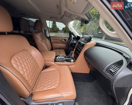 Інфініті QX80, об'ємом двигуна 5.6 л та пробігом 20 тис. км за 70000 $, фото 15 на Automoto.ua