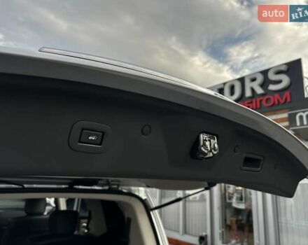 Серый Инфинити QX80, объемом двигателя 5.55 л и пробегом 141 тыс. км за 23900 $, фото 69 на Automoto.ua