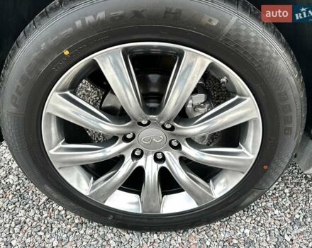 Серый Инфинити QX80, объемом двигателя 5.55 л и пробегом 141 тыс. км за 23900 $, фото 15 на Automoto.ua