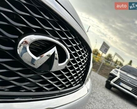 Серый Инфинити QX80, объемом двигателя 5.55 л и пробегом 141 тыс. км за 23900 $, фото 13 на Automoto.ua