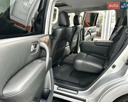 Серый Инфинити QX80, объемом двигателя 5.55 л и пробегом 141 тыс. км за 23900 $, фото 57 на Automoto.ua