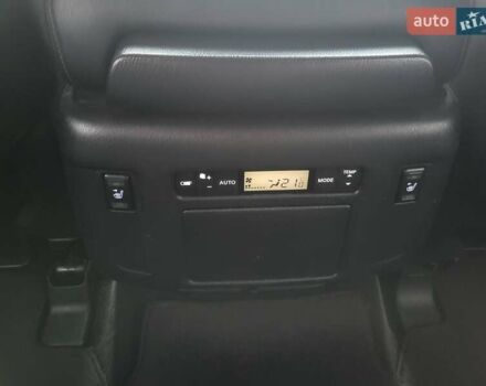 Серый Инфинити QX80, объемом двигателя 5.55 л и пробегом 112 тыс. км за 25500 $, фото 15 на Automoto.ua