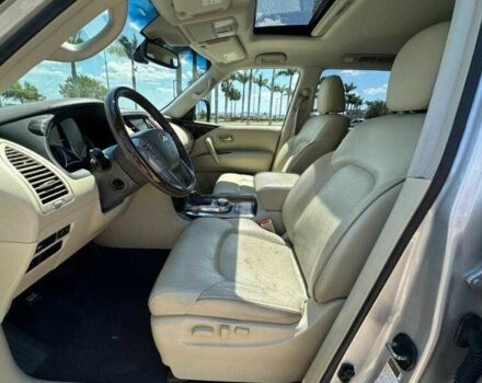 Серый Инфинити QX80, объемом двигателя 5.6 л и пробегом 72 тыс. км за 5900 $, фото 8 на Automoto.ua