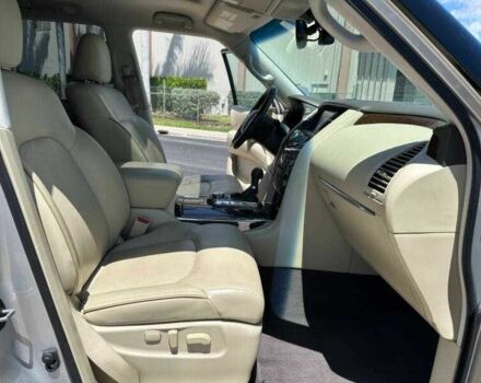 Серый Инфинити QX80, объемом двигателя 5.6 л и пробегом 72 тыс. км за 5900 $, фото 11 на Automoto.ua