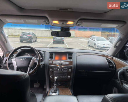 Сірий Інфініті QX80, об'ємом двигуна 5.55 л та пробігом 160 тис. км за 28000 $, фото 15 на Automoto.ua