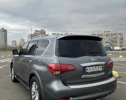 Сірий Інфініті QX80, об'ємом двигуна 5.55 л та пробігом 160 тис. км за 28000 $, фото 4 на Automoto.ua